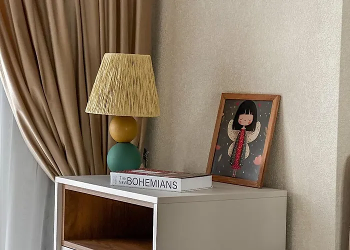 Qoople Triumph 17 Near Cleopatra Apartamento