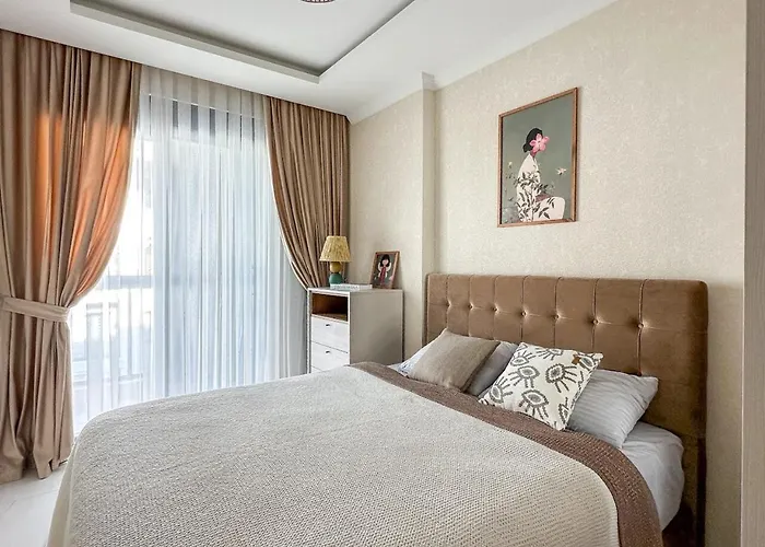 Qoople Triumph 17 Near Cleopatra *